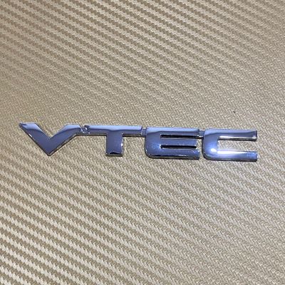 โลโก้* VTEC ติดท้าย Honda ขนาด*1.8x13.3cm สีเงินชุบโครเมี่ยม