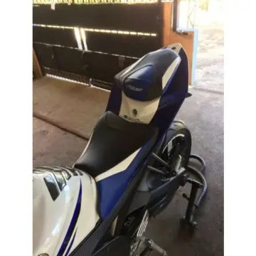 Yamaha r15 hot sale v2 seat cover