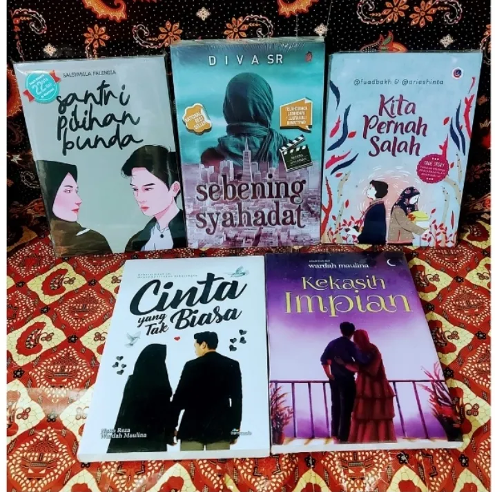 Paket 5 Novel Islami Santri Pilihan Bunda Kekasih Impian Cinta Yang