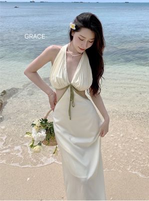 ชุดเซ็ต2ชิ้นเสื้อบรางผูกคอ+กระโปรงสวยเซ็กซี่ป้ายGRACE