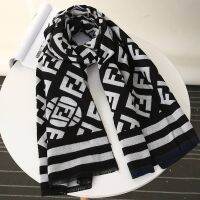 ผ้าพันคอ Fendi Luxury scarf