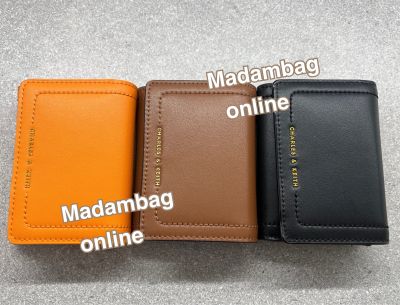 Charles Keith Sonnet Snap on Small Wallet กระเป๋าสตางค์ใบสั้น
