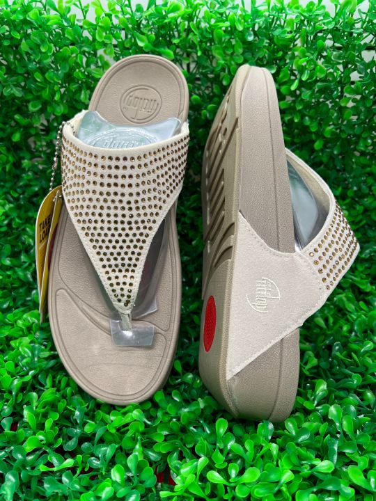 รองเท้า-fitflop-รองเท้าแตะใส่สบายนิ่มดีถ่ายรูปจริงตรงปก-100-ภาพจริง-ในรามขายราคาถูกขายดีมากๆลูกค้าสนใจมี-มีขายส่งข่าวซื้อในร้านเลยจ้าของมีพร้อมส่งจ้า