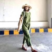 Green Simple Set ชุดเซ็ตเสื้อเอวจั๊ม+กางเกงขายาว