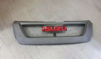 กระจังหน้าแต่ง isuzu d-max ปี 07-11 ตรงรุ่น พร้อมโลโก้ isuzu สีแดง