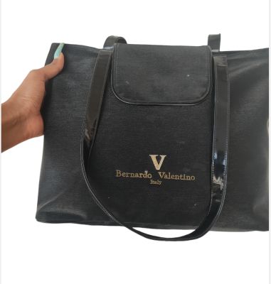 กระเป๋าสะพายข้างไหล่แบรนด์ Bernador Valentino italy แบรนด์แท้ทรงช๊อปปิ้ง
