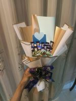 Happy moms day bouquet gift Cadbury chocolate