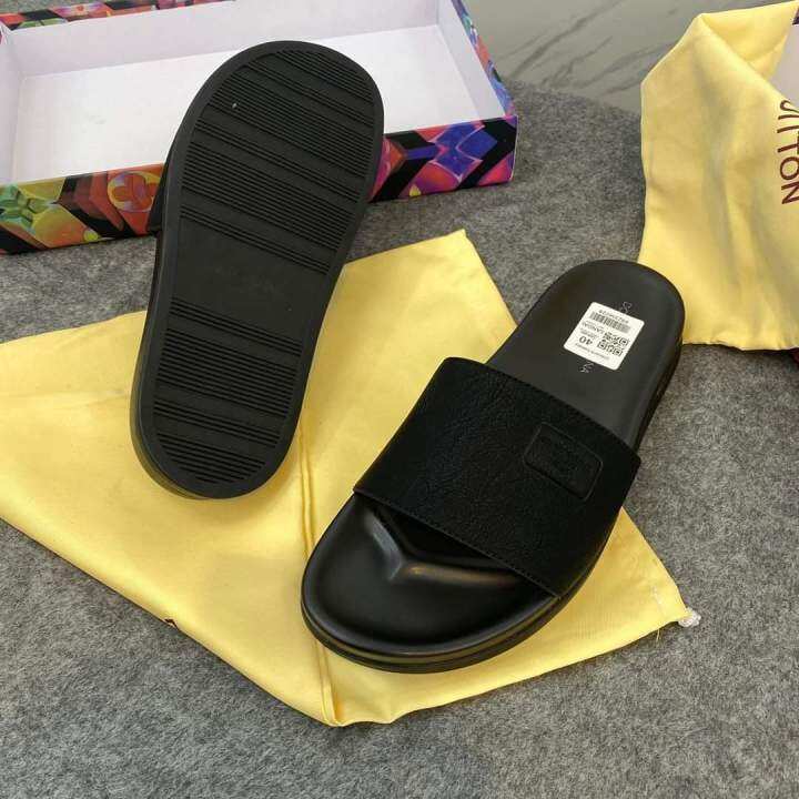 Sandals đẹp nhất cho nam mùa hè này