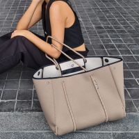 URBAN ACTIVE Signature tote bag สี CARAMEL