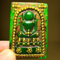 พระสมเด็จพิมพ์ไกเซอร์ ฐานบัวเล็กประดับหมุดทองเนื้อหยกเขียว,เครื่องราง,Amulets