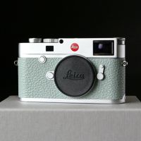 ( Used!! ) Leica M10 Silver เปลี่ยนหนังสีเขียว Tiffany มา  Near Mint