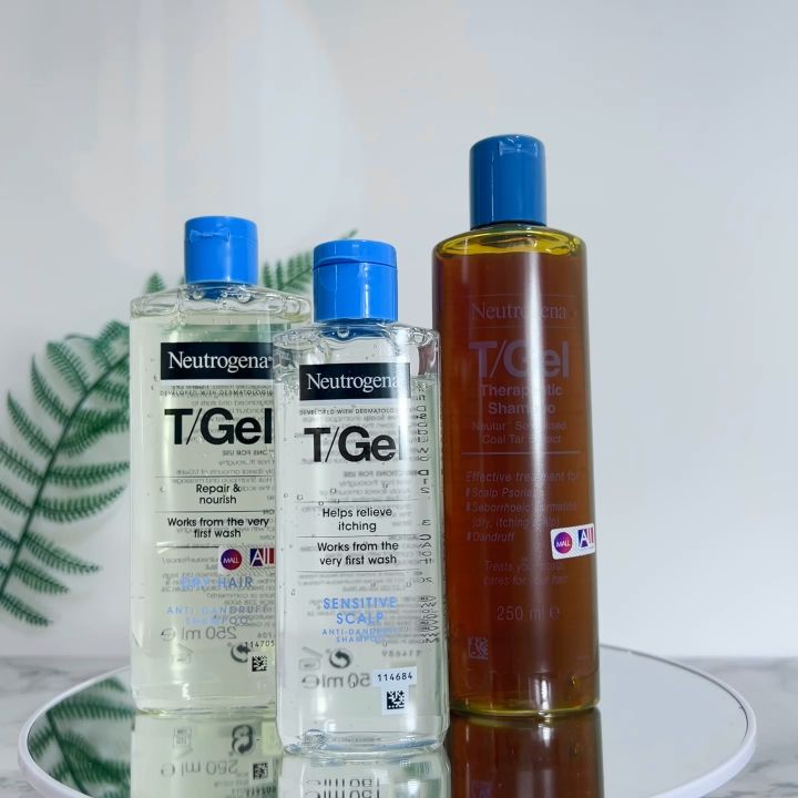 Dầu gội giảm gàu cho da đầu nhạy cảm Neutrogena T/Gel Sensitive Scalp  Anti-Dandruff Shampoo 150ml (Bill Anh) 