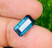 ทัวร์มาลีนสีน้ำเงินธรรมชาติ 2.4cts 10.6x5x4mm 2.4cts natural indicolite blue tourmaline 10.6x5x4mm