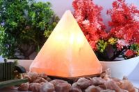 Himalayan Pink Salt Pyramid