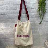 กระเป๋าสะพาย Eucerin กว้าง 14 สูง 16 นิ้ว ก้น 3 นิ้ว ราคา 200 บาท #สินค้าใหม่ ใส่สบาย ชิวๆ