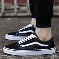 รองเท้าผ้าใบทรง Vans รุ่นยอดฮิต?ขายดีมาก? ทรงสวย ทน เหมาะแก่การใส่เที่ยว ทำงาน