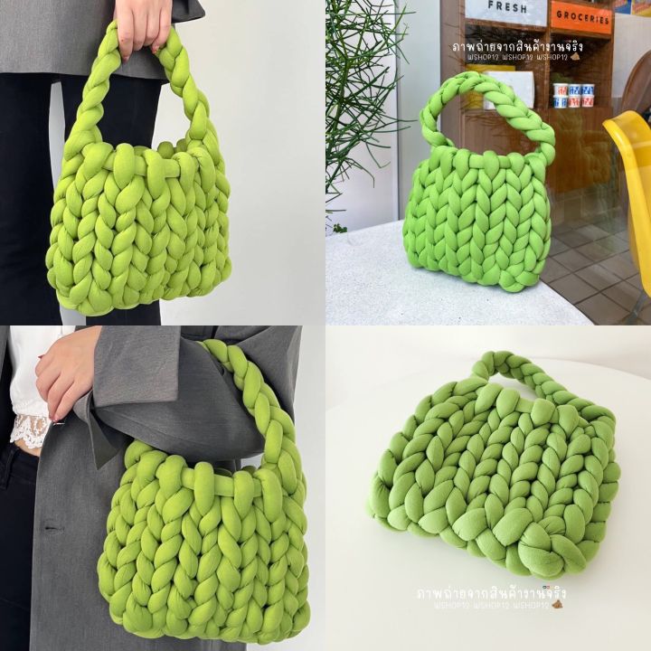 bs-กระเป๋า-jumbo-knit-bag-กระเป๋าถักเส้นยักษ์-ใหญ่น่ารักหนุบหนับ