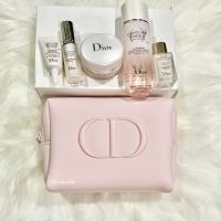 ดิออร์กระเป๋าเครื่องสำอางค์สุดหรูจากแบรนด์ Dior แท้?