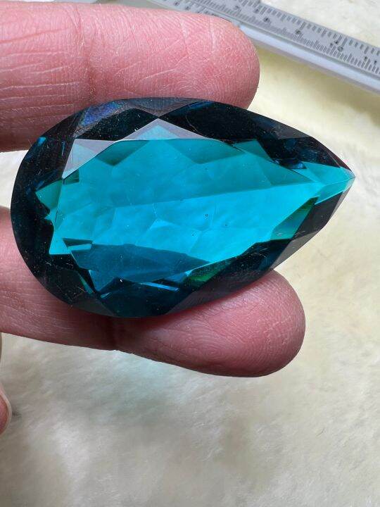 blue-glass-big-stone-size-40x25mm-weight-78-carats