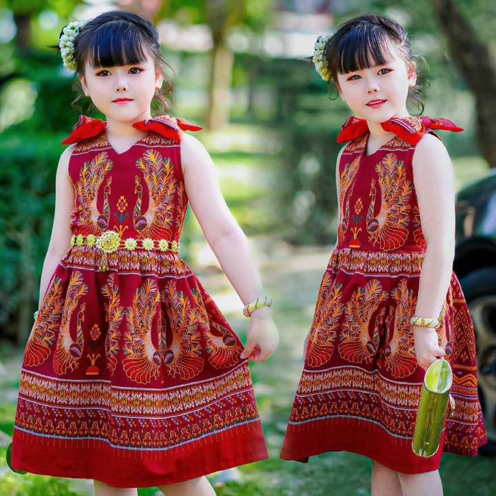 si-เดรสผ้าไทย-ลายนกยูง-ชุดผ้าไทยเด็ก-ชุดไทยเด็กผู้หญิง