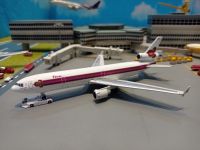 Phoenix Model: 1:400 Thai Airway MD-11 HS-TMF &amp; HS-TMG