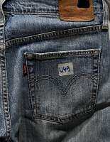 กางเกงยีนส์(มือสองแท้?%) Levis 501 T (ป้ายหนัง) เอวป้าย 27” เอววัดจริง 32” MADE IN CHINA(รหัสU49) ยาวทั้งตัว 36.5” ยาวจากเป้าถึงปลายขา 27.5“ ปลายขากว้าง 6” *** สนใจสอบถามเพิ่มเติมได้ค่ะ***