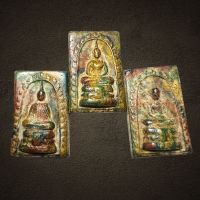 พระแก้วมรกต  3 ฤดู สายรุ้งเนื้อผง(ชุด 3 องค์),เครื่องราง,Amulets