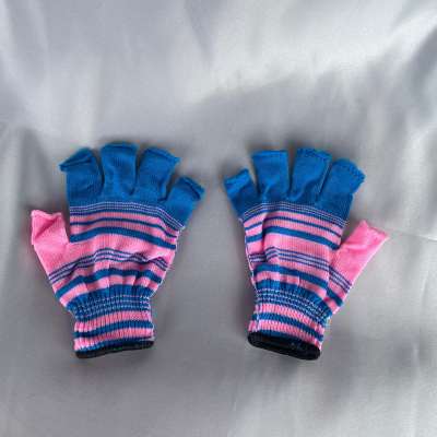 ถุงมือตัดนิ้ว ถุงมือผ้า ถุงมือคละสี ฟรีไซน์ (1แพ็ค12คู่)