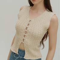 WEEKEND WARDROBE - Knit Vest - ผ้านิตสีเบจ ถักลายโซ่