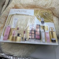 [ทักแชทสอบถามการจัดส่งสินค้าบอบบาง] LANCOME HOLIDAY BEAUTY BOX GIFT SET