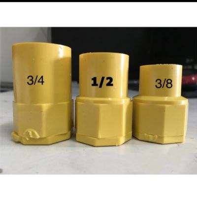 คอนเน็ตเตอร์ ข้อต่อเข้ากล่อง สีเหลือง ขนาด3/8 1/2 3/4 จำนวน 30 ตัว