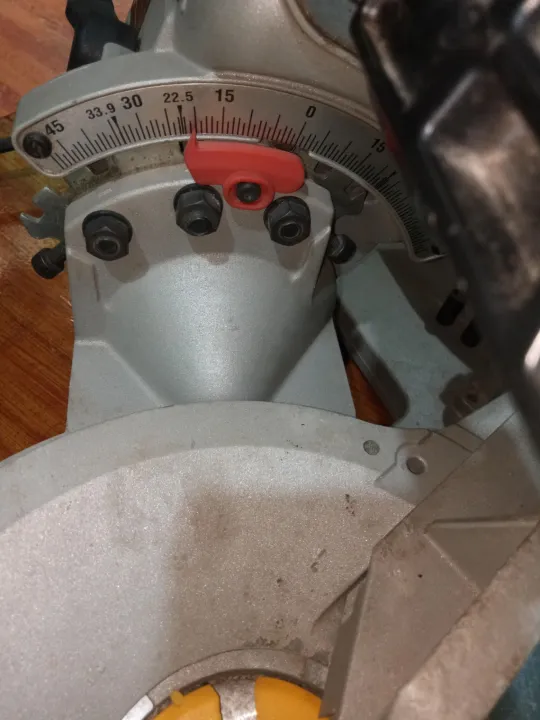 DeWalt Sliding miter saw Original 10" inches blade with power transformer 220volt to 120 Vac