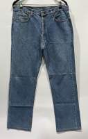 กางเกงยีนส์(มือสองแท้?%) Levis 501(รหัสH51)เอวป้าย36” เอววัดจริง36” MADE IN U.S.A ยาวทั้งตัว42” ยาวจากเป้าถึงปลายขา30.5” ปลายขากว้าง8.5” ***สนใจสอบถาม