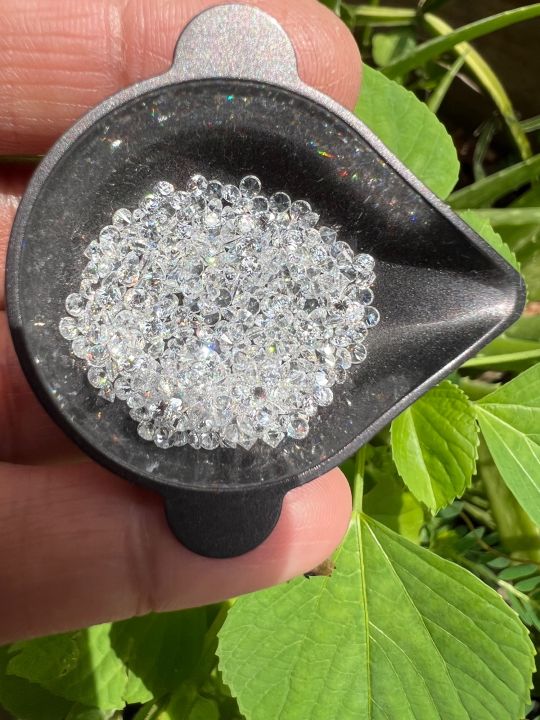 พลอย-เพชรรัสเซีย-aaa-white-american-diamond-stone-สีขาว-ทรงกลม-1-85-มม-100-เม็ด-cubic-zirconia-cz-round-shape-1-85-mm-100pcs