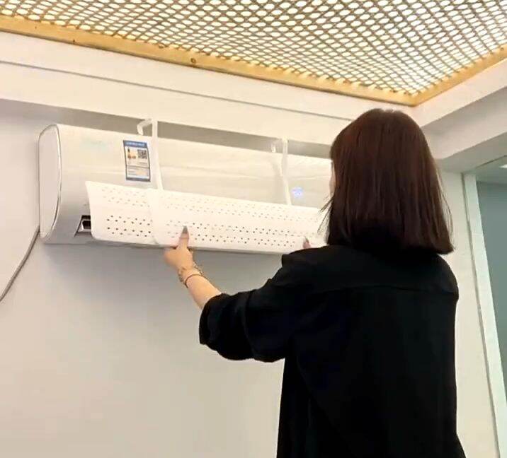 Air Conditioning Deflector /Adjustable Air Conditioner Wind Deflector