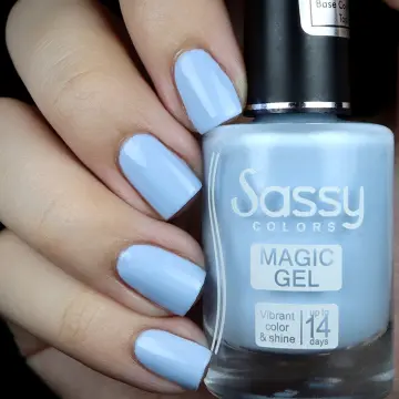 Cornflower blue nail polish - Emily de Molly