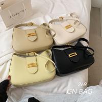 กระเป๋าสะพายไหล่ รุ่น GN Bag