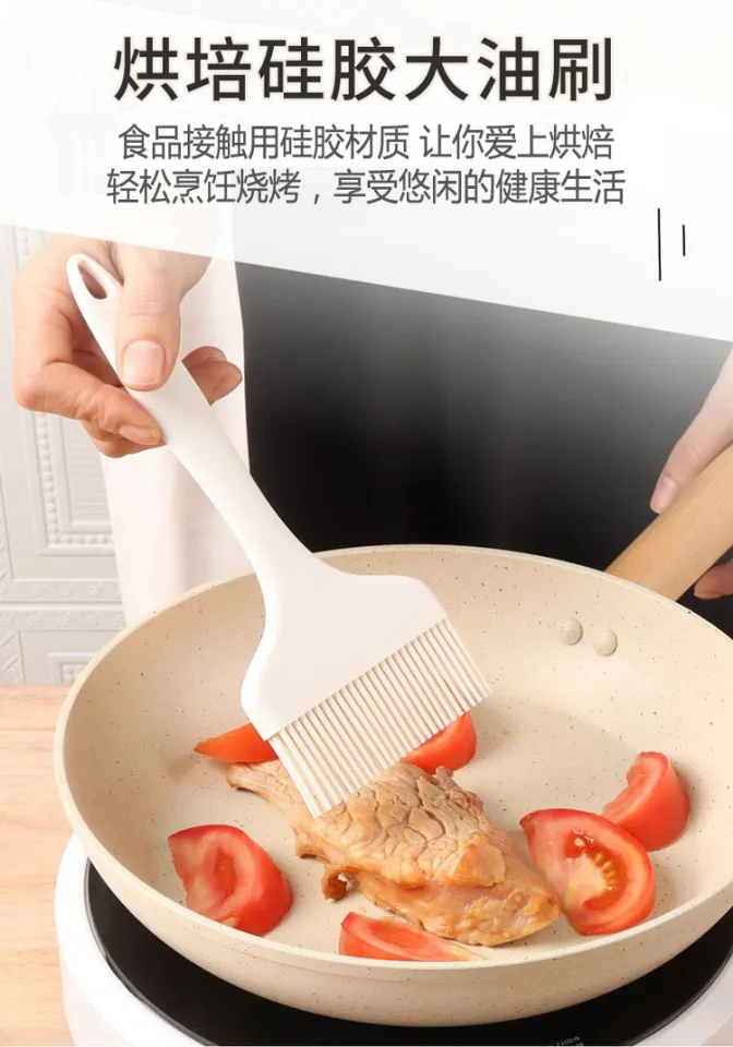 Wooden Handle Brush Kitchen Pancake Brush Edible Baking at Home High  Temperature Resistant Oil Brush Lint-Free Barbecue Brush