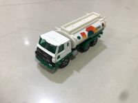 โมเดลรถเหล็ก Tomica Nissan diesel truck รถน้ำมัน Jomo