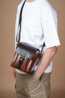 ZETTINO กระเป๋าสะพายหนังแท้ l Mini Vertical Bag