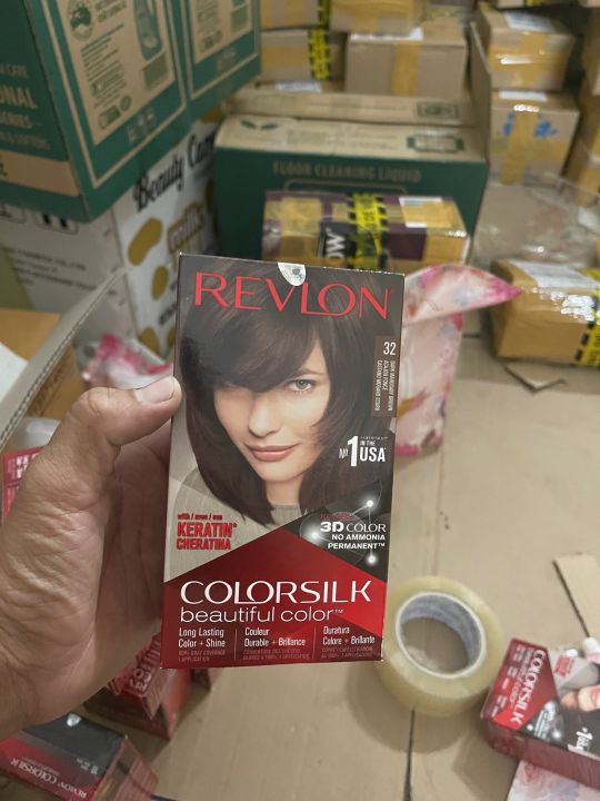 Đôi khi, bạn chỉ cần một lần thử để phát hiện ra màu tóc hoàn hảo cho mình. Bạn đã sẵn sàng để đón nhận màu tóc Revlon số 32 đầy sắc màu và độc đáo? Hãy xem hình ảnh để tiếp tục khám phá cơ hội này.