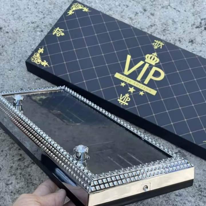 กรอบป้ายทะเบียน-vip-พร้อมหัวน็อตเพชร-สามารถใส่กับป้ายทะเบียนเดิมได้เลย-1-กล่อง-1-ชิ้น-สวยงาม-งานดี-หรูหรา-สไตล์vip