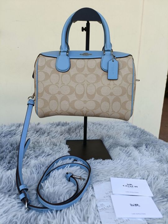 coach-f58312-กระเป๋าสะพาย-ทรงหมอน-9-นิ้ว-mini-bennett-satchel-in-signature-khaki-saddle2