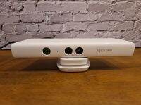 กล้องKINECT Xbox360 สีขาว(หายากมากๆ)ใช้กับเครื่องXBOX 360ได้ทุกรุ่น เป็นสินค้ามือ1 สามารถเสียบเข้ากับ Xbox รุ่น Slimได้เลยไม่ต้องใช้หม้อแปลง