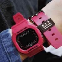 casio DW-5635C-4 สีเลือดหมู ปั้ม 35 ปี ใส่ได้ทุกวัย ตั้งเวาให้พร้อมเเถมฟรีกล่องกระดาษ