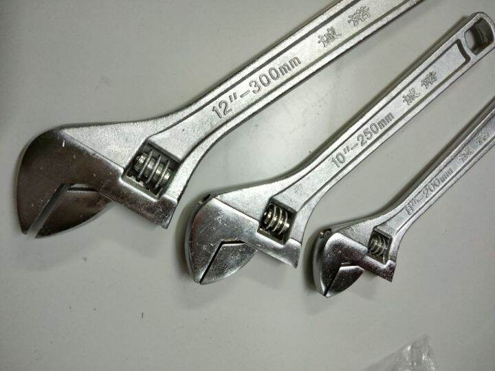 Adjustable Wrench / Adjustable Spanner/ Spana Hidup 12