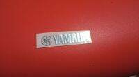 sticker logo yamaha 1x4cm.