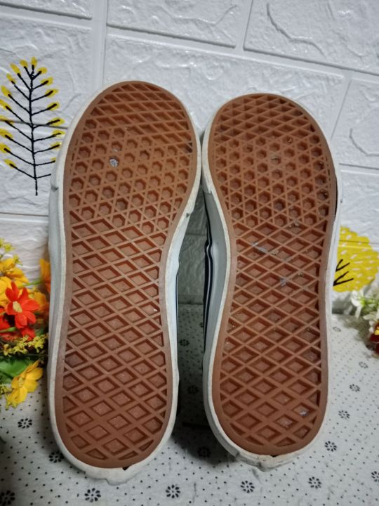 รองเท้ามือสอง-vans-size38-ยาว24cm-เหมาะสำหรับใสลำลอง