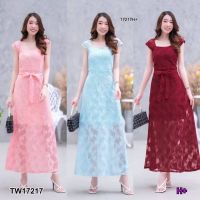 TW17217-Maxi dress ลูกไม้ลายดอกทานตะวันจิ๋ว  ทรงคอเหลี่ยมแขนล้ำแต่งรูดย่นที่สายเสื้อ  มีโบว์ผูกเอว