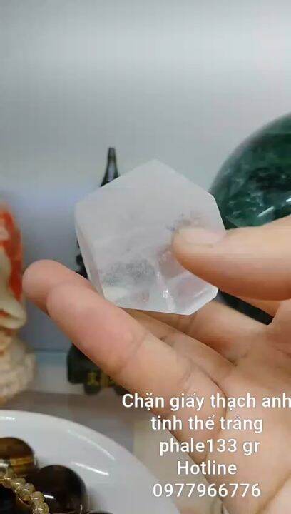 Quả Cầu Phong Thủy Đá Thạch Anh Trắng